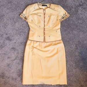 Vintage Donna Morgan Yellow Set with Embroidered Sleeves and Flowers